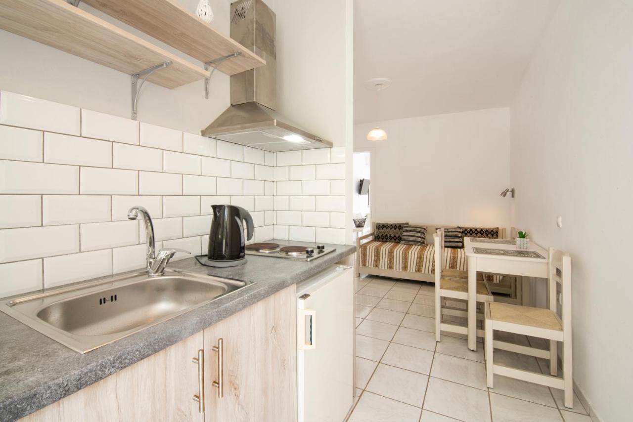 Kerveli Nafsika Villas Apartments מראה חיצוני תמונה